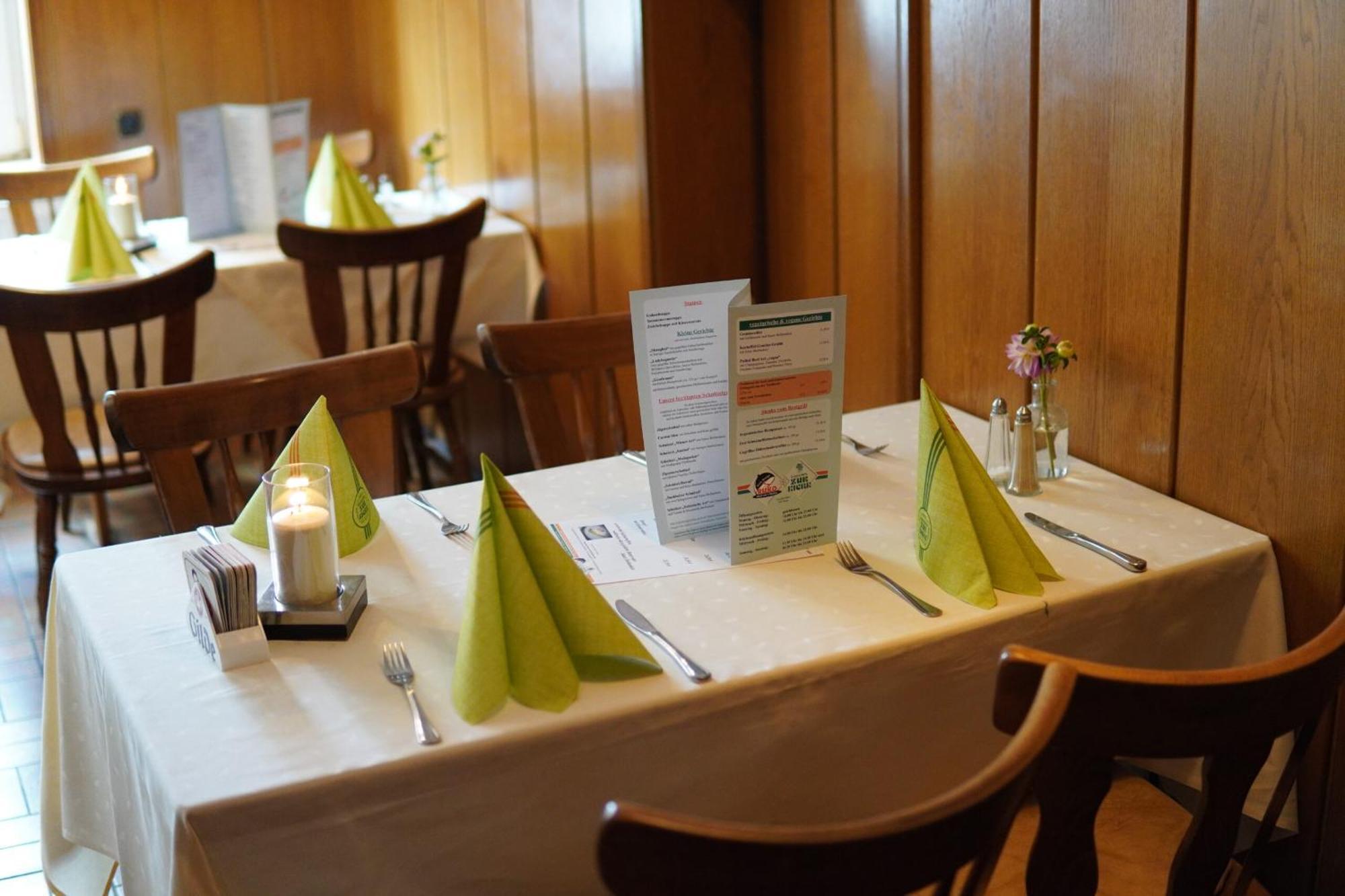 Gaststaette Zur Eiche Hotel Хановер Екстериор снимка