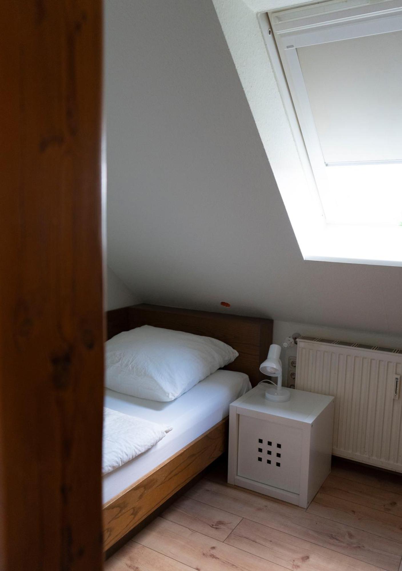 Gaststaette Zur Eiche Hotel Хановер Екстериор снимка