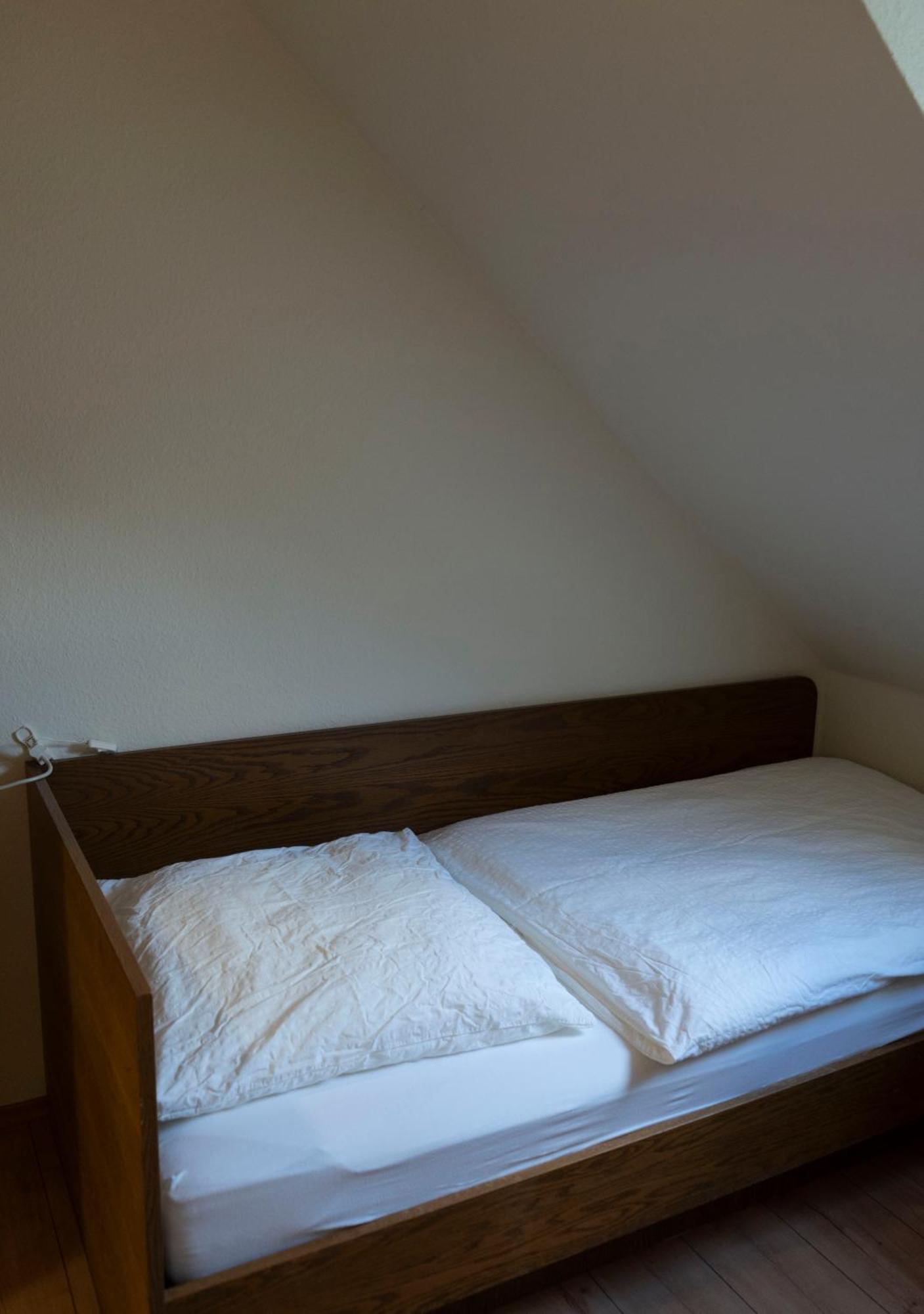 Gaststaette Zur Eiche Hotel Хановер Екстериор снимка
