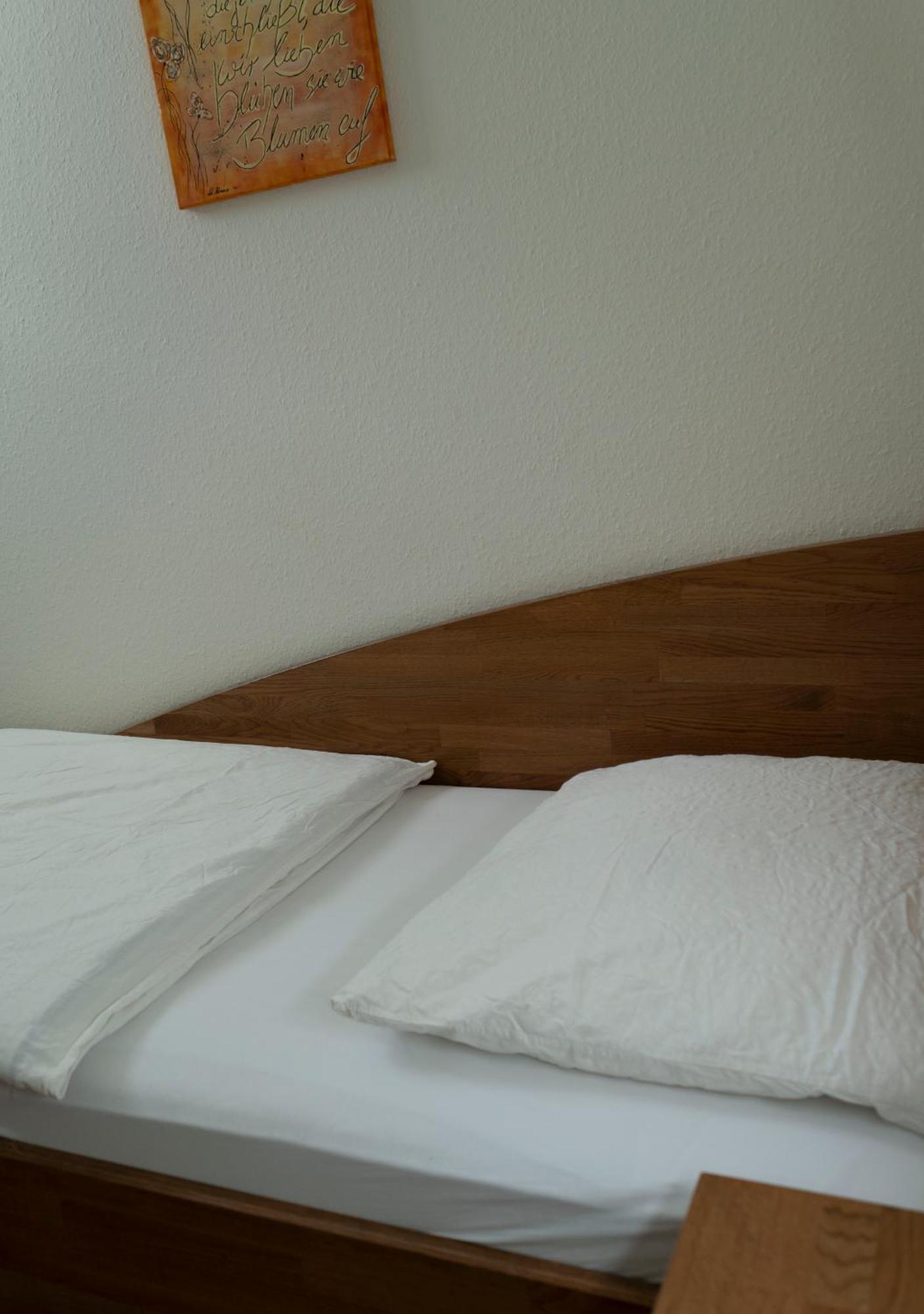 Gaststaette Zur Eiche Hotel Хановер Екстериор снимка