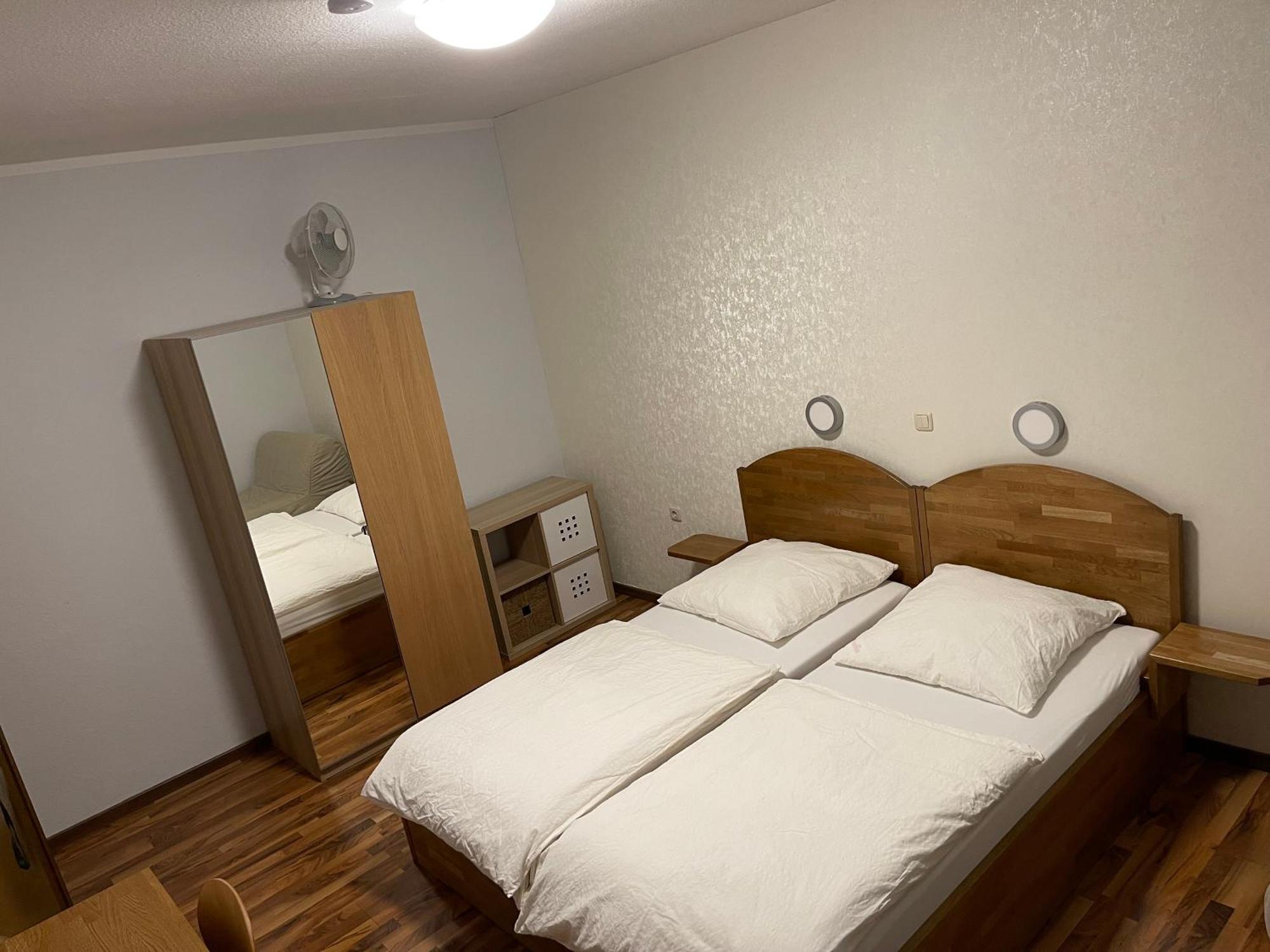 Gaststaette Zur Eiche Hotel Хановер Екстериор снимка