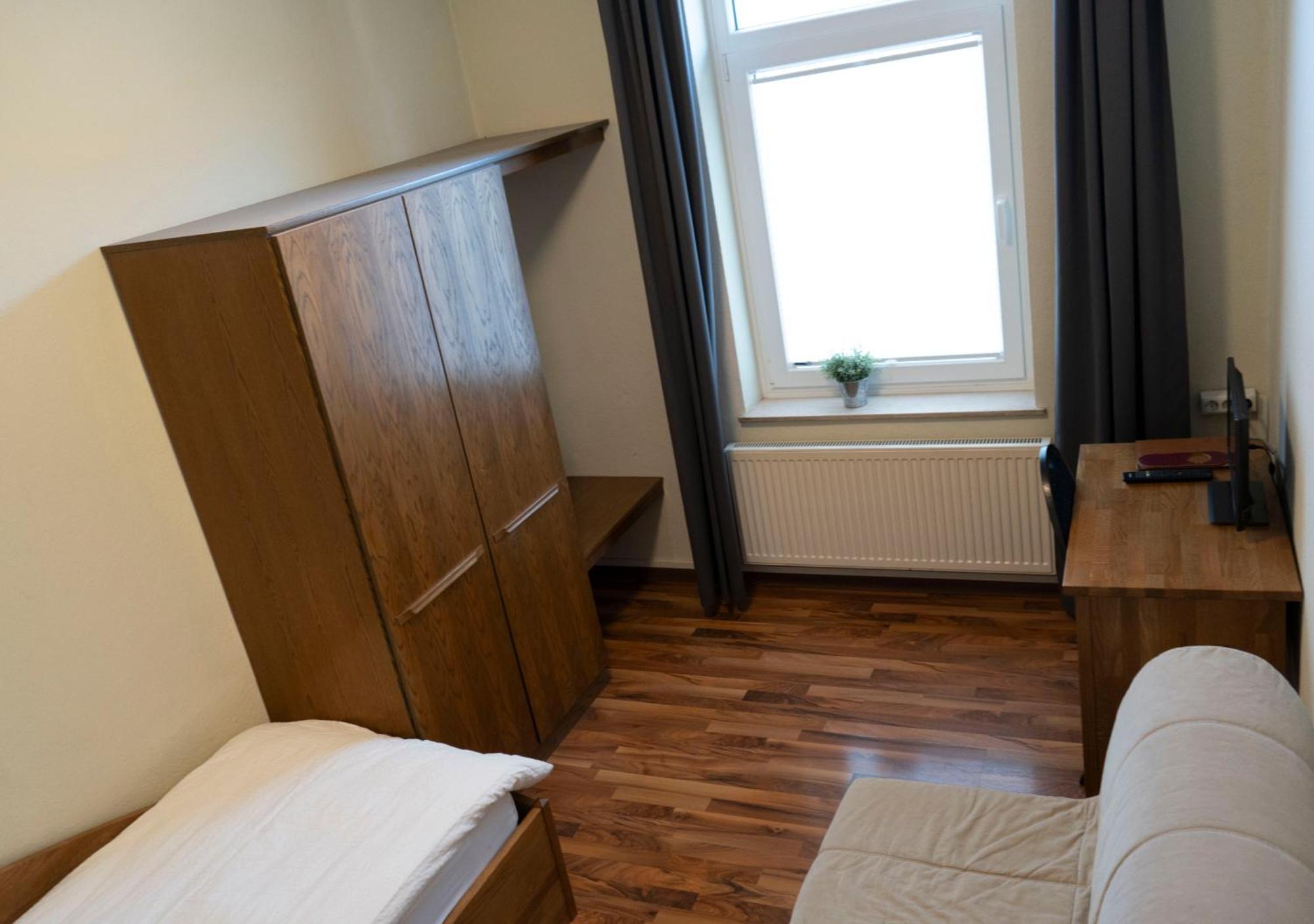 Gaststaette Zur Eiche Hotel Хановер Екстериор снимка